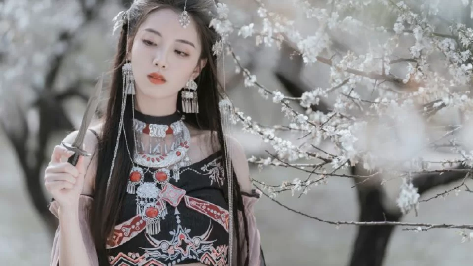51精选轻量版专题更新:混剪大赛|热门视频新片速看|画面信息档案视频封面
